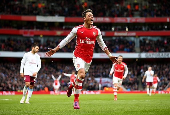 Arsenal v Aston Villa - Premier League